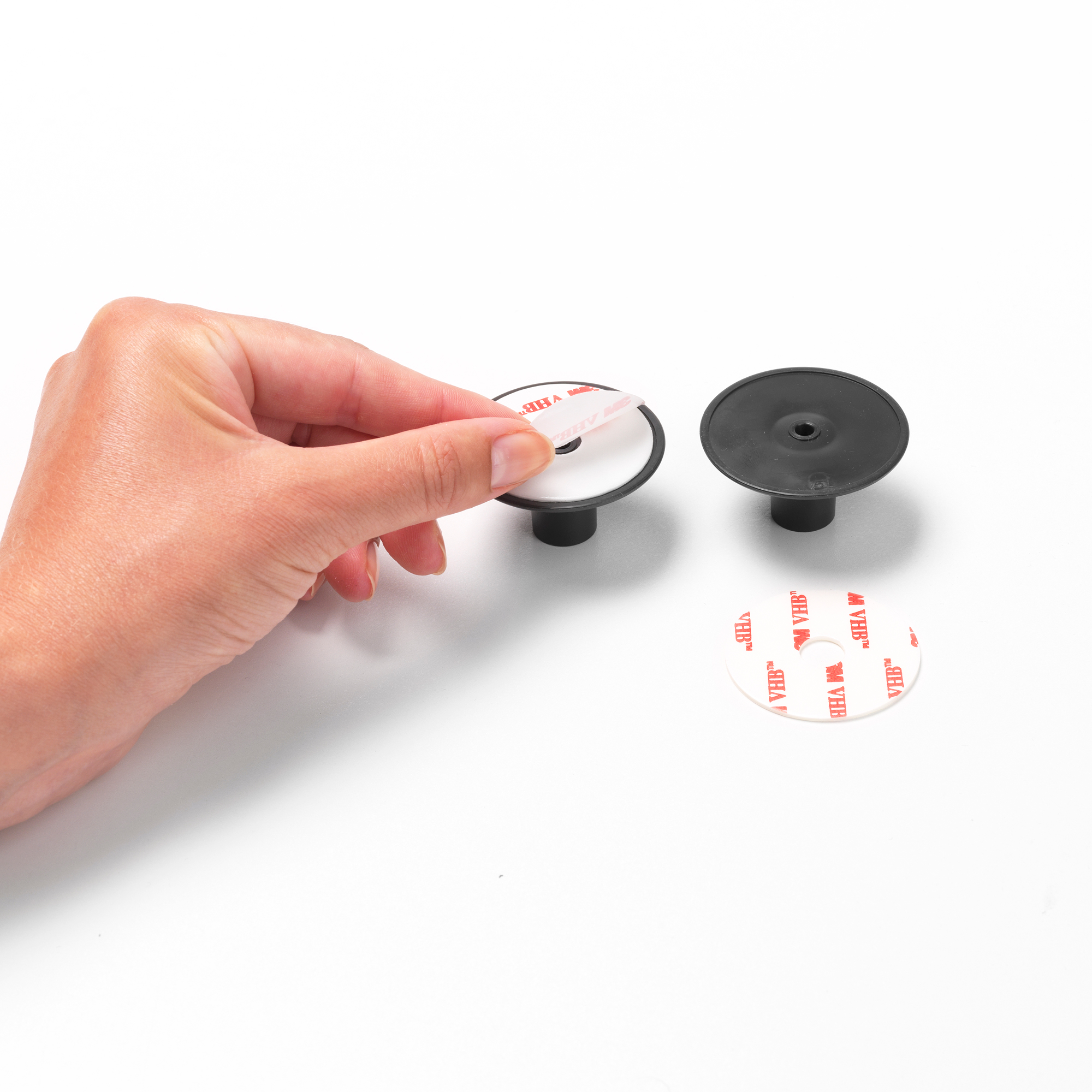 https://admins.leno.lv/storage/media/14514/renew_towel_hooks,_set_of_2_-_dark_grey_-_8710755280320_brabantia_300dpi_2000x2000px_9_nr-20076.jpg