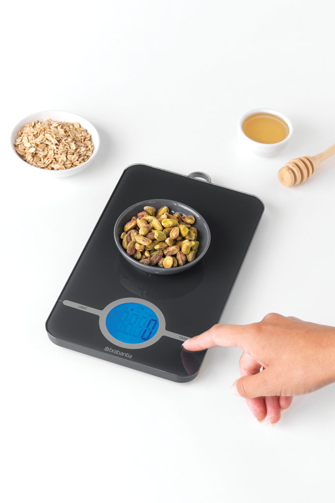 https://admins.leno.lv/storage/media/14994/digital_kitchen_scales,_tasty-_-_dark_grey_-_8710755122644_brabantia_72dpi_683x1024px_x_nr-15689.png