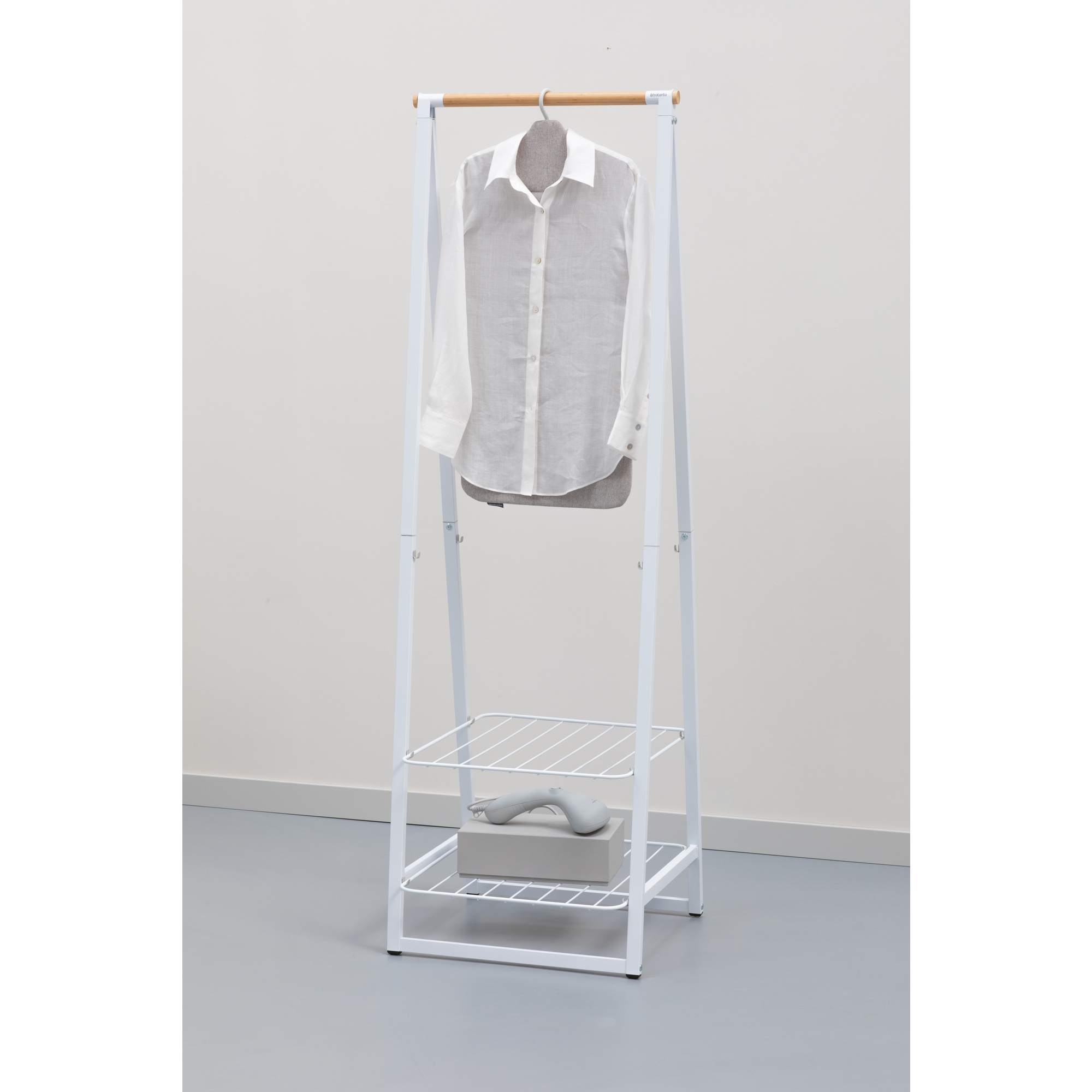 https://admins.leno.lv/storage/media/15181/foldable_steam_board_-_grey_-_8710755231742_brabantia_96dpi_2000x2000px_9_nr-35170.jpg