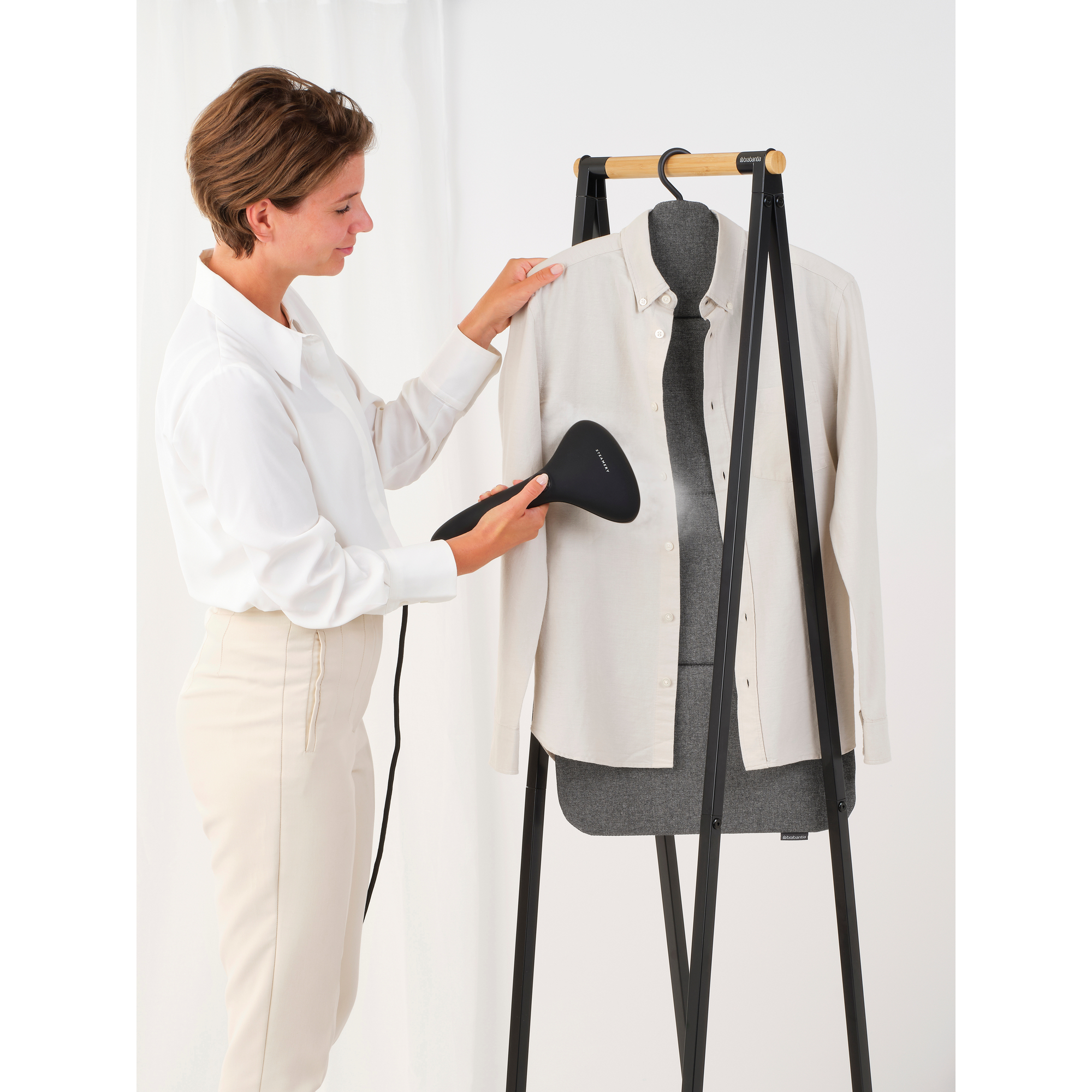 https://admins.leno.lv/storage/media/15198/foldable_steam_board_-_pepper_black_-_8710755231728_brabantia_96dpi_2000x2000px_9_nr-35302.jpg