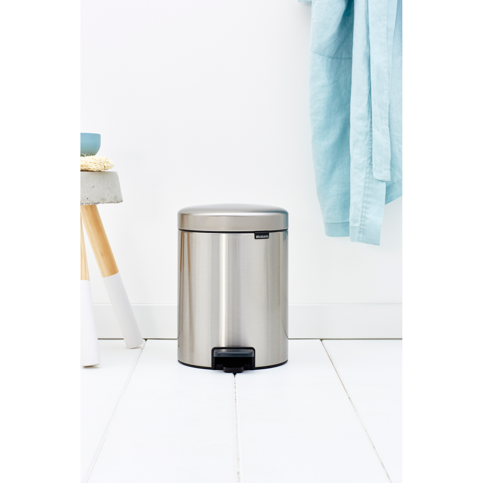 https://admins.leno.lv/storage/media/16800/NewIcon-Pedal-Bin,-5L---Matt-Steel-Fingerprint-Proof---8710755112102-Brabantia_300dpi_2000x2000px_9_NR-2920.JPG