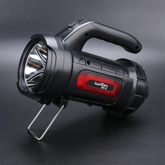 https://admins.leno.lv/storage/media/19318/portable-boat-spotlight.webp