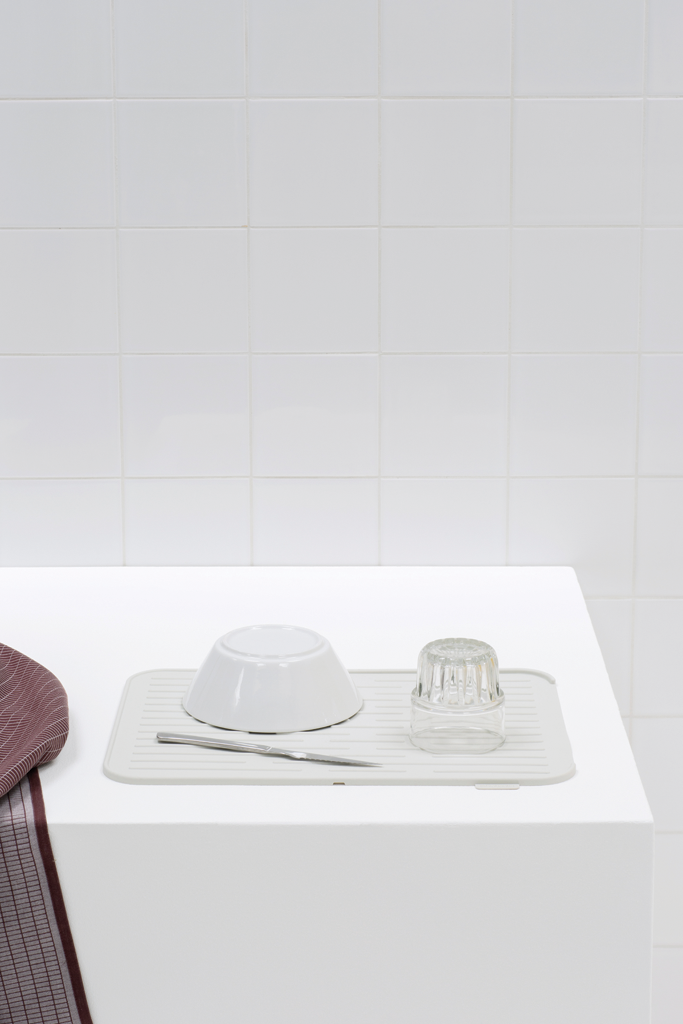 BRABANTIA Silikona trauku žāvēšanas paliktnis, light grey