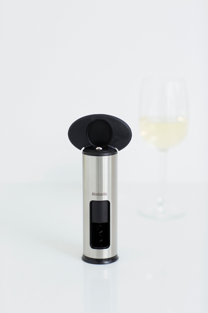 https://admins.leno.lv/storage/media/3816/corkscrew,_classic_-_matt_steel_-_8710755369360_brabantia_72dpi_683x1024px_x_nr-3119.png