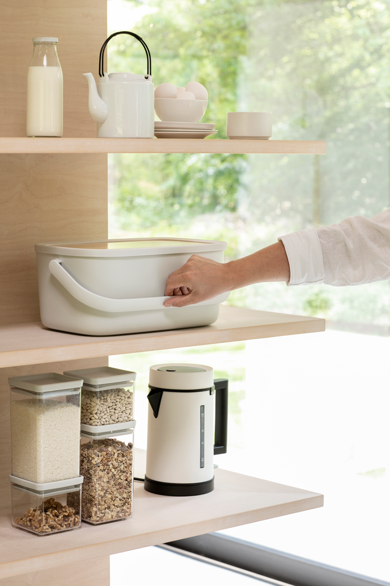 https://admins.leno.lv/storage/media/4036/nic_bread_bin_-_light_grey_-_8710755128288_brabantia_96dpi_787x1181px_x_nr-17396.png