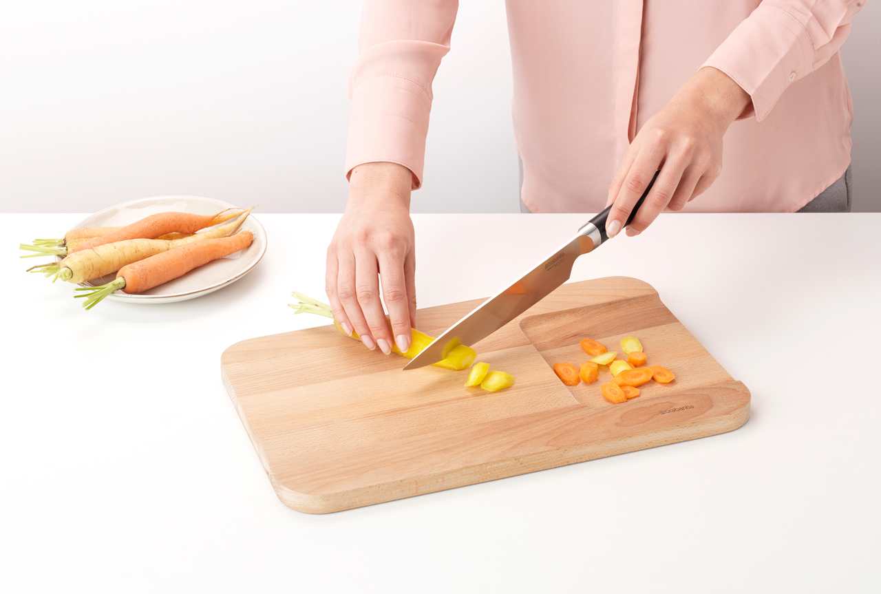 https://admins.leno.lv/storage/media/4444/wooden_chopping_board_for_vegetables_-_profile_-_8710755260742_brabantia_96dpi_1280x863px_x_nr-19825.png